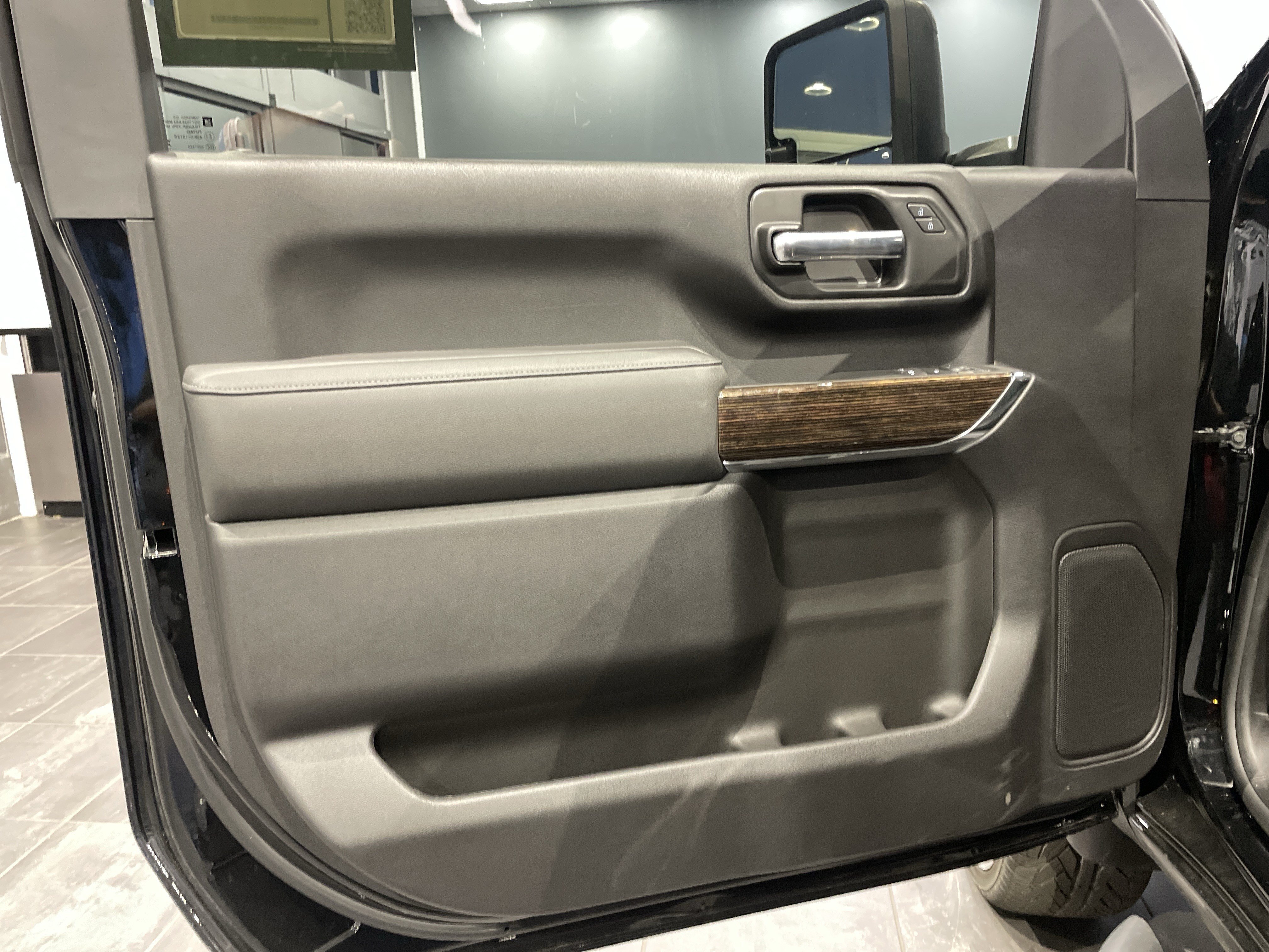 Used 2026 GMC Sierra 3500 SLE AWD/4WD image 14