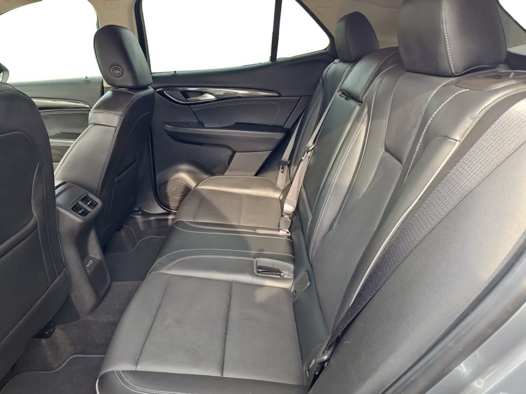 Used 2021 Buick Envision Essence w/ Sport Touring Package AWD/4WD image 13