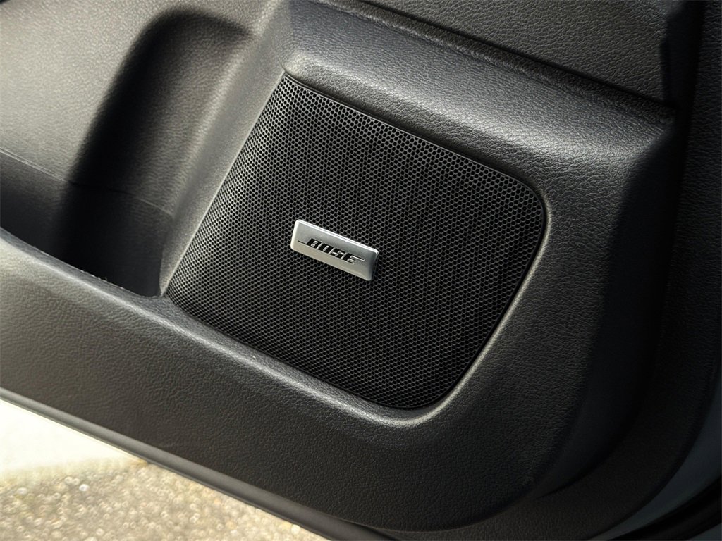 Used 2025 Nissan Sentra SR w/ SR Premium Package image 30