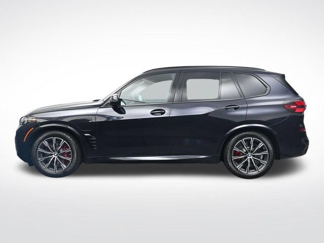 New 2026 BMW X5 xDrive50e w/ M Sport Package AWD/4WD image 8