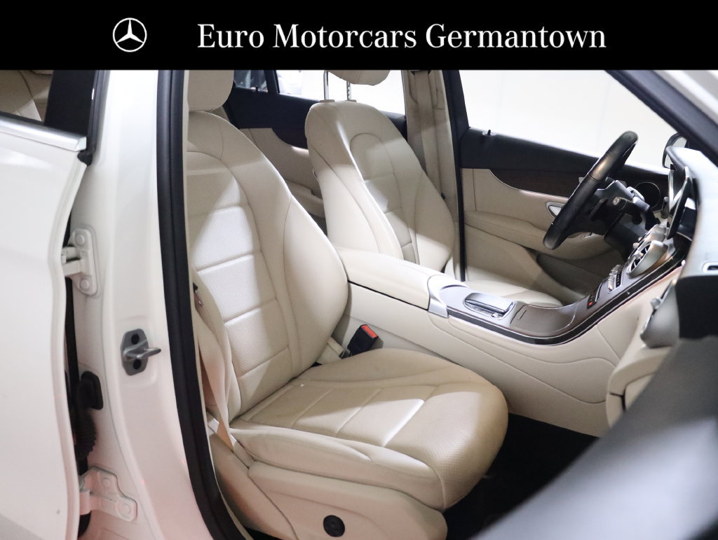 Certified 2022 Mercedes-Benz GLC 300 4MATIC image 45