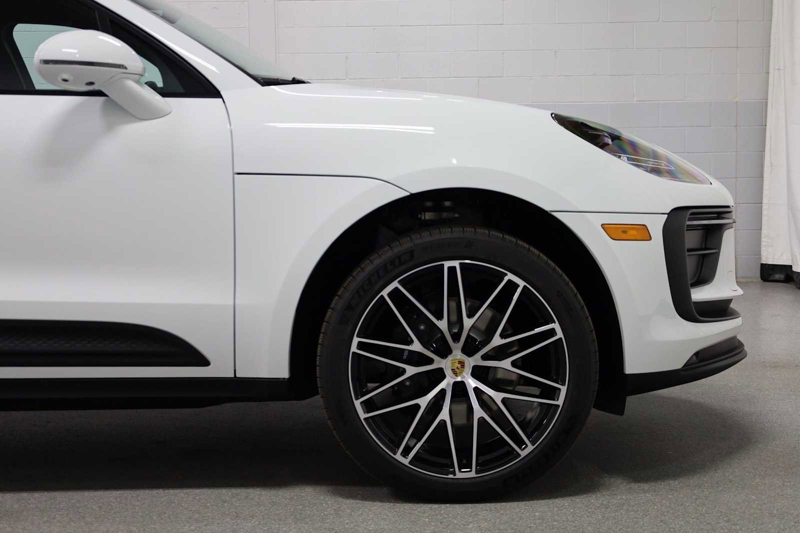 New 2026 Porsche Macan image 11