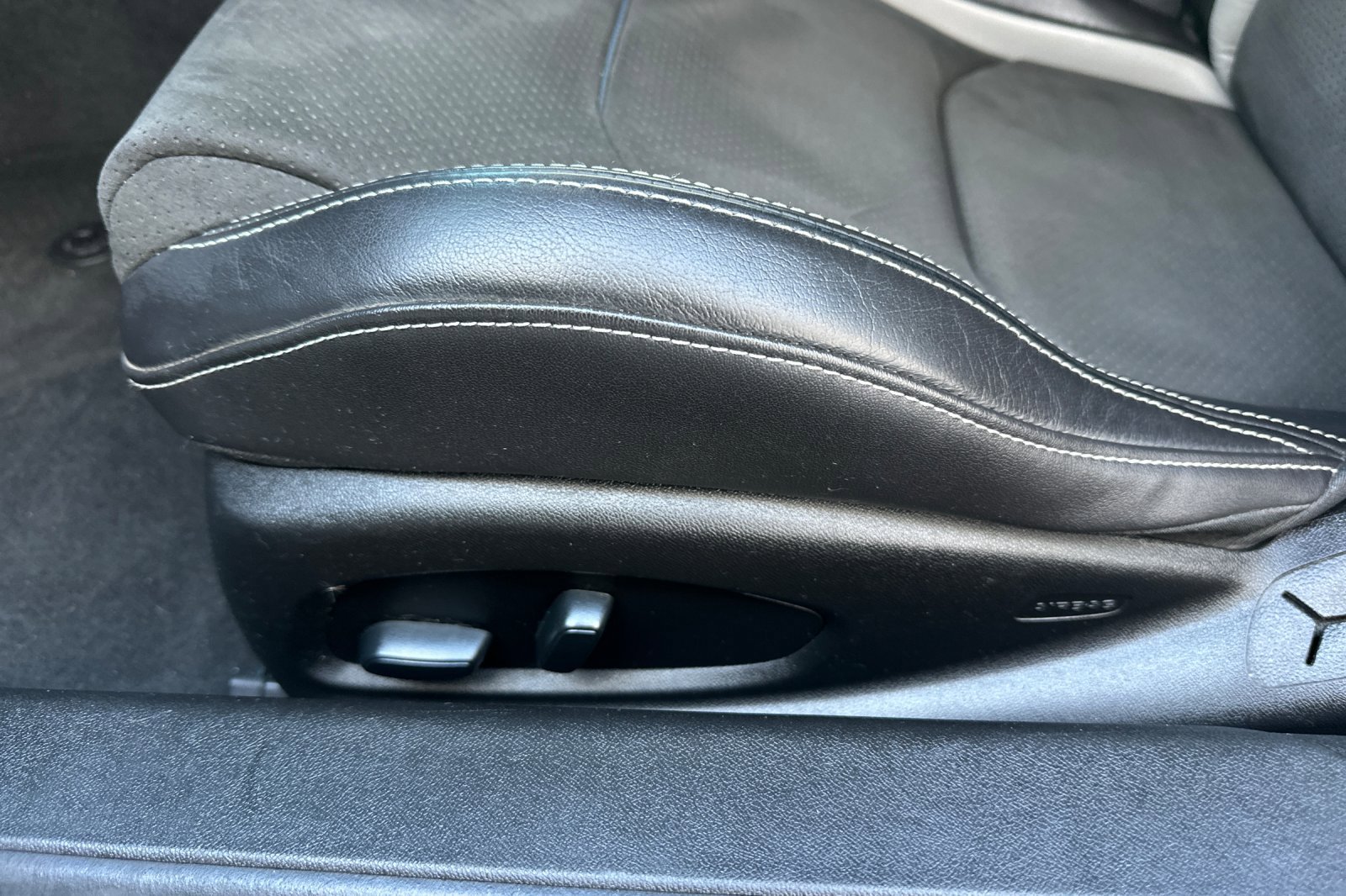 Used 2019 Chevrolet Camaro SS image 13