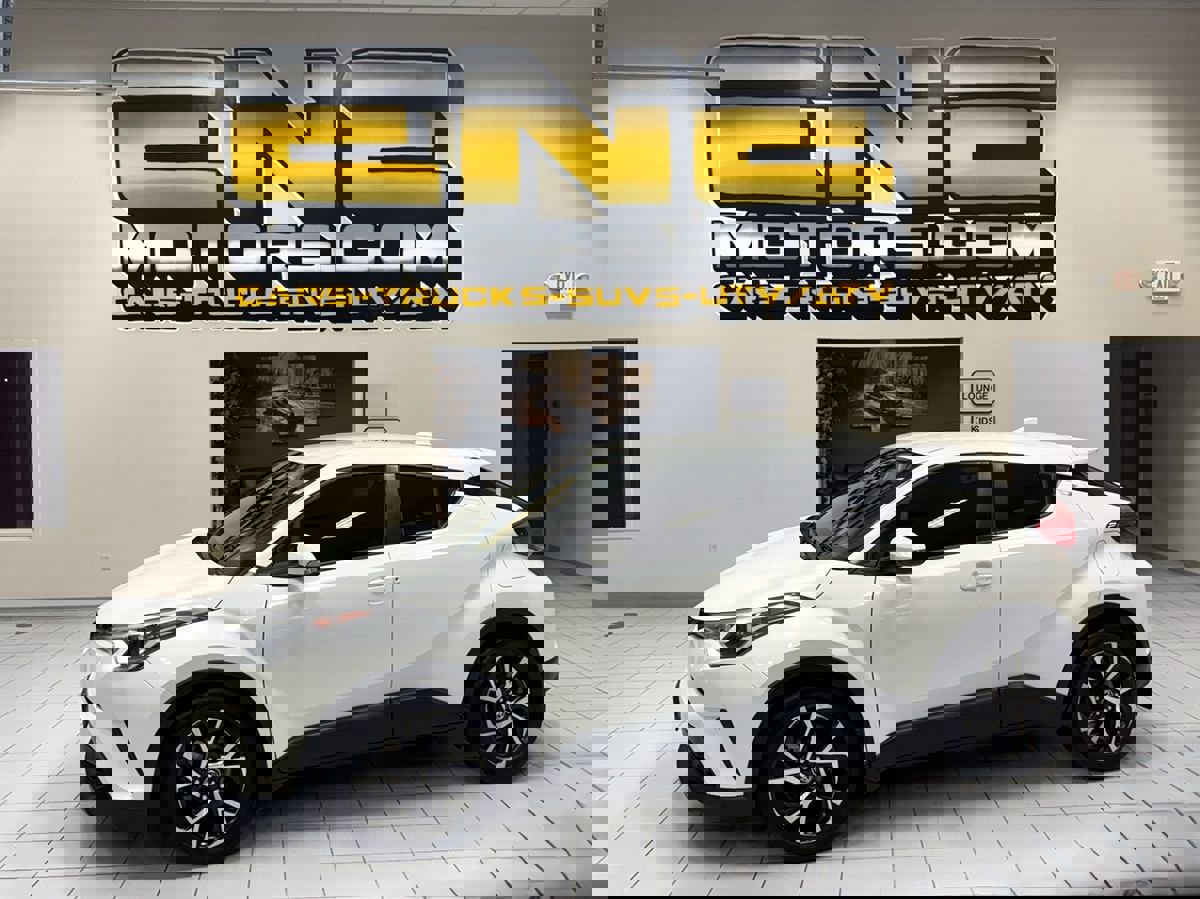 Used 2018 Toyota C-HR XLE image 4