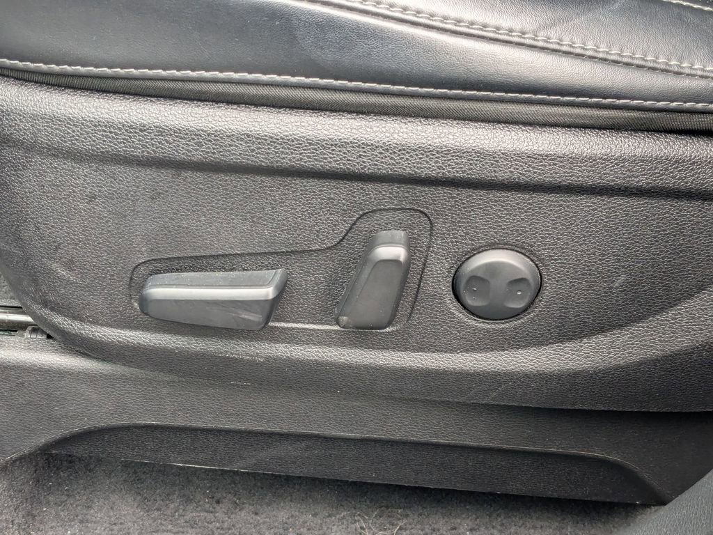 Used 2025 Kia Telluride S image 14