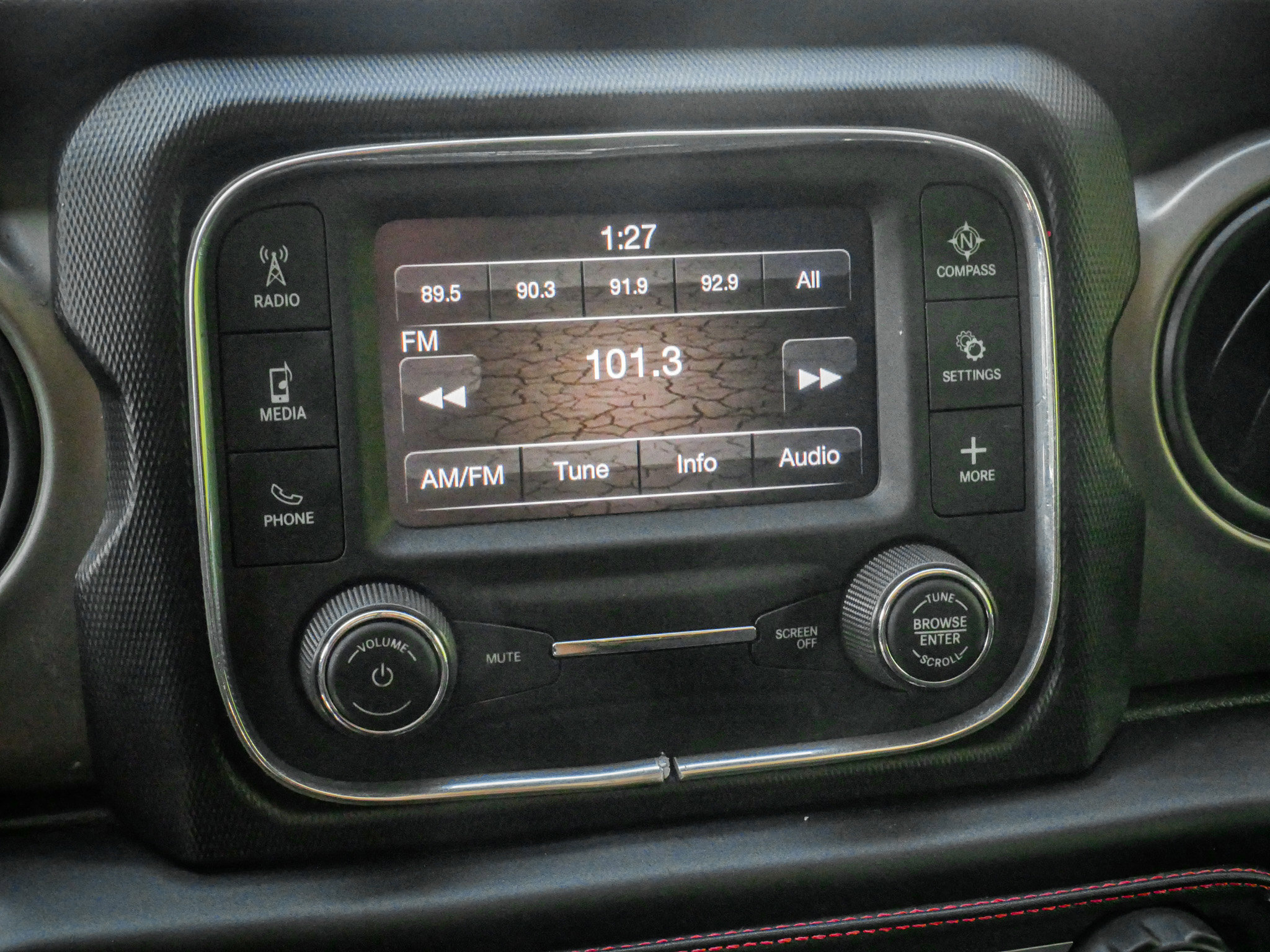 Used 2021 Jeep Gladiator Sport image 23