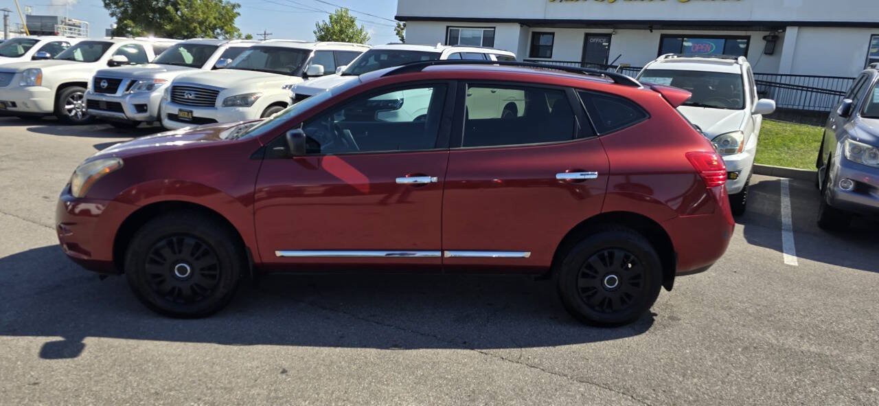 Used 2014 Nissan Rogue S w/ Convenience Package FWD image 5