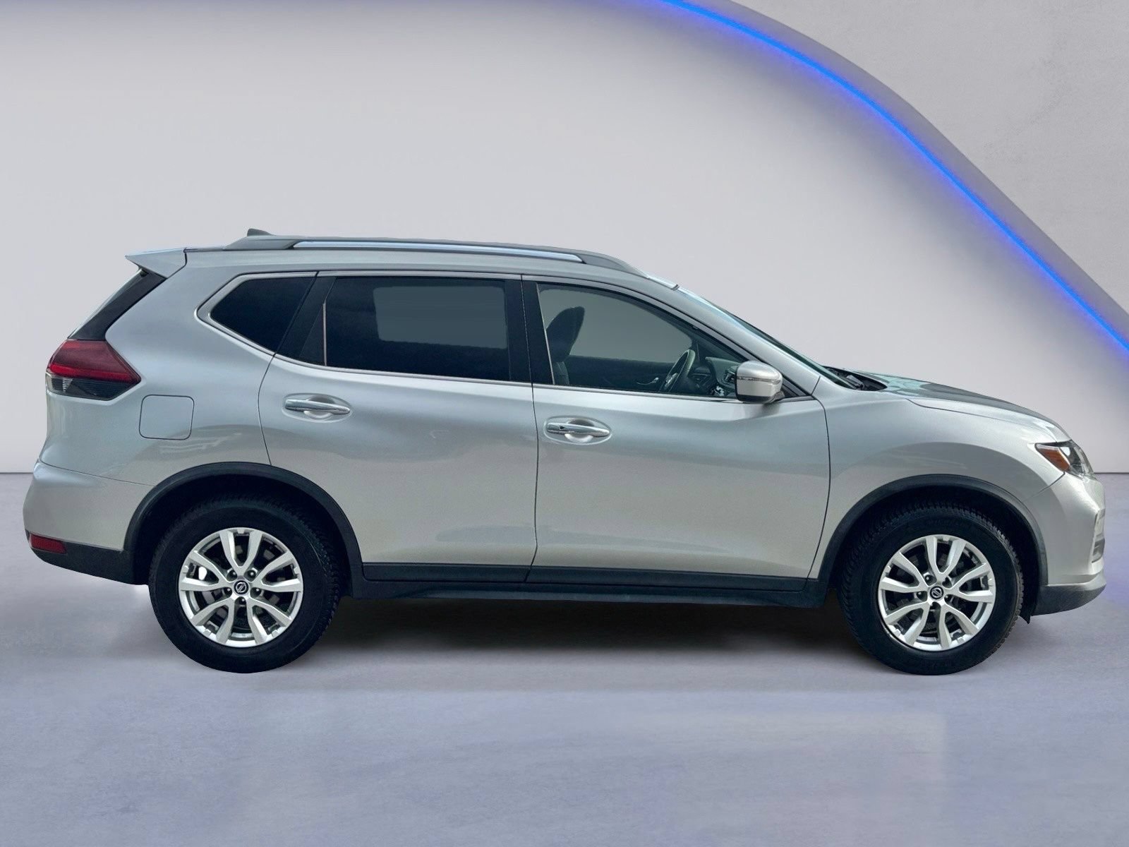 Used 2020 Nissan Rogue SV FWD image 7