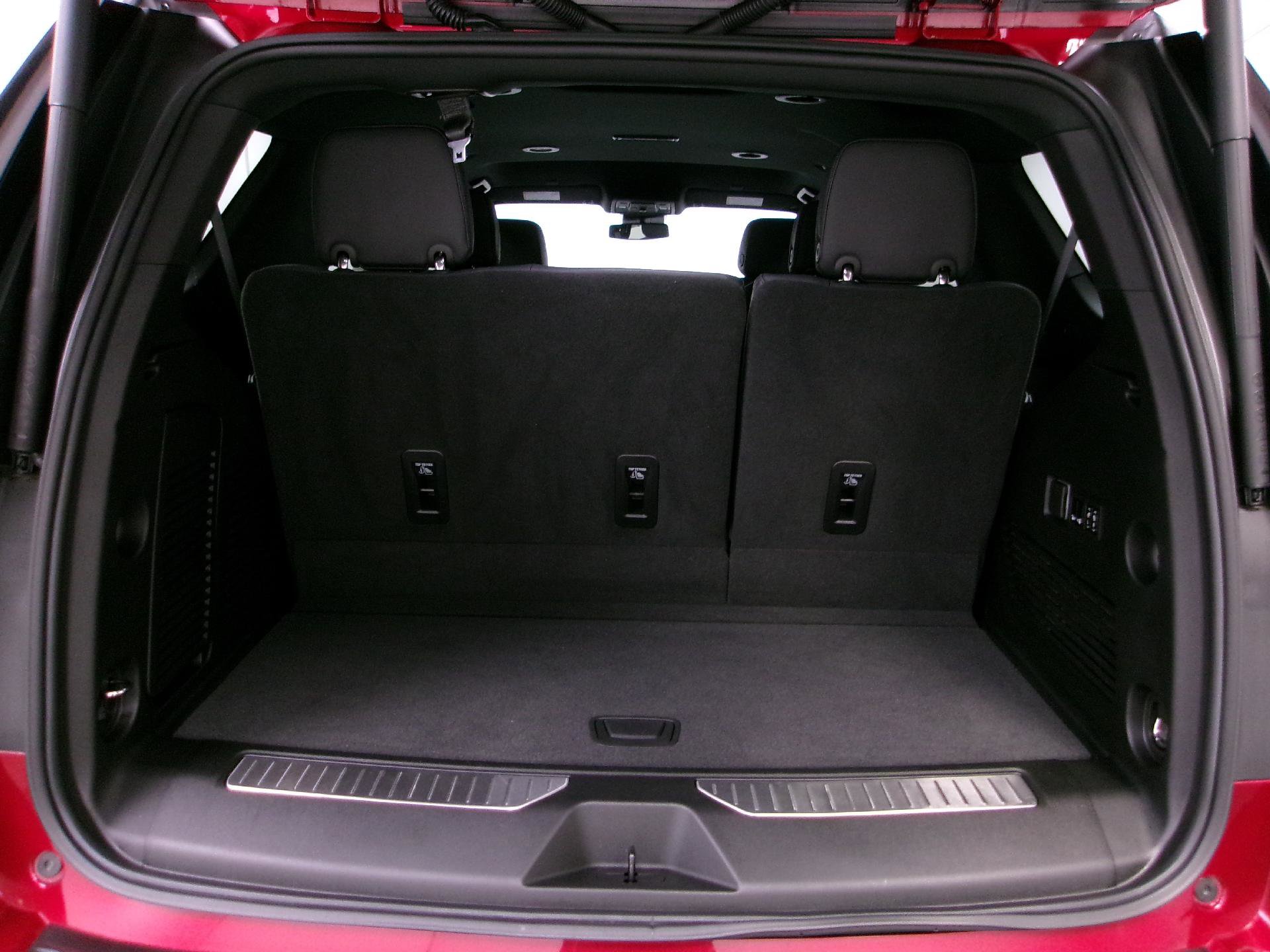 Certified 2023 Chevrolet Tahoe RST w/ Sport Performance Package image 13