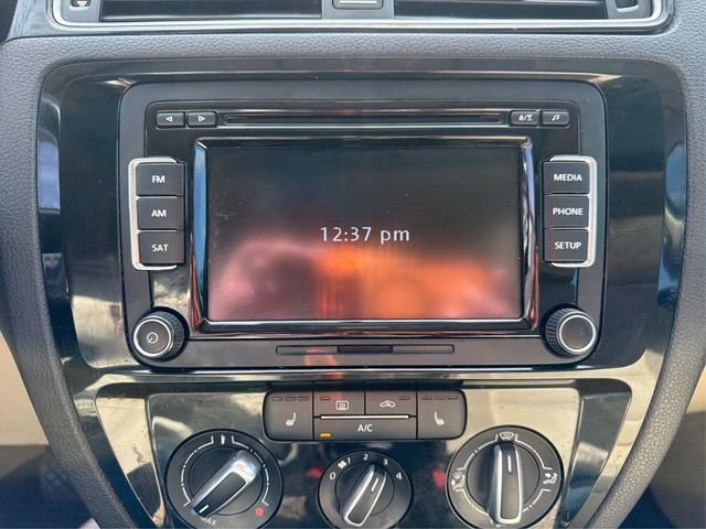 Used 2015 Volkswagen Jetta TDI S FWD image 14