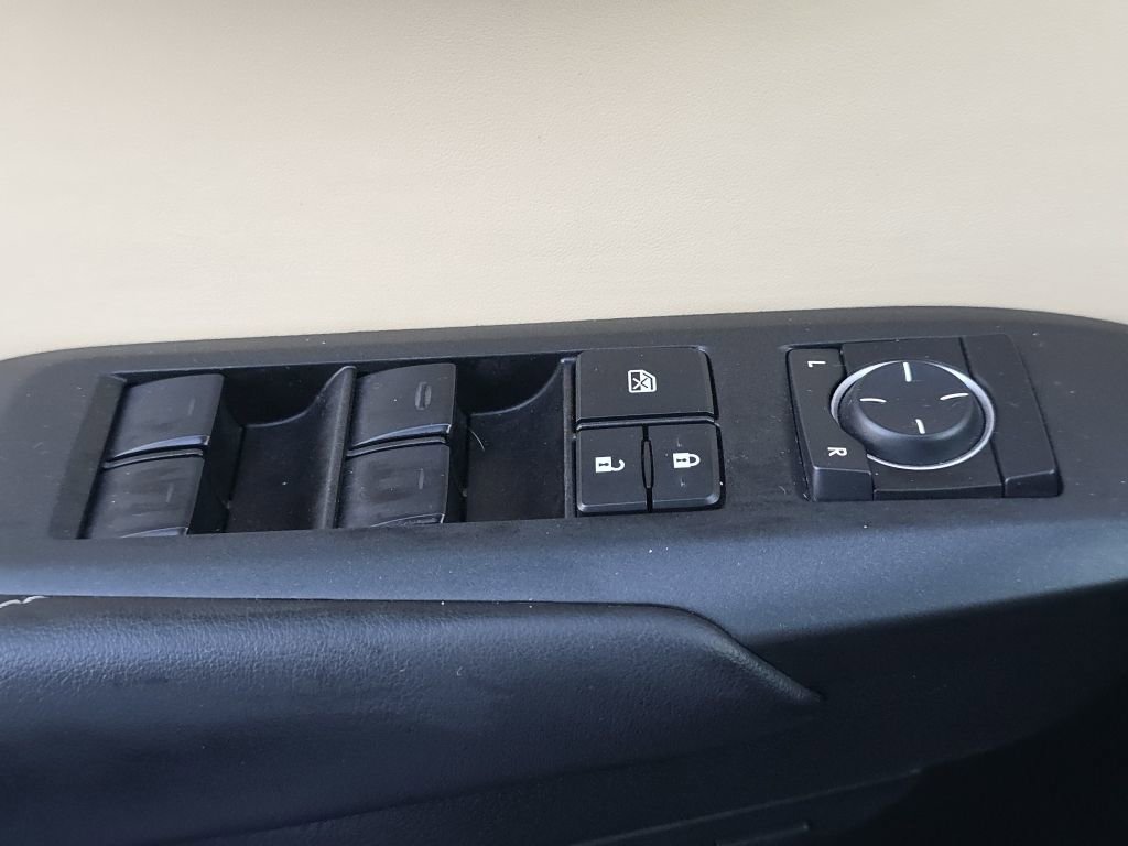 Used 2017 Lexus NX 200t AWD image 18