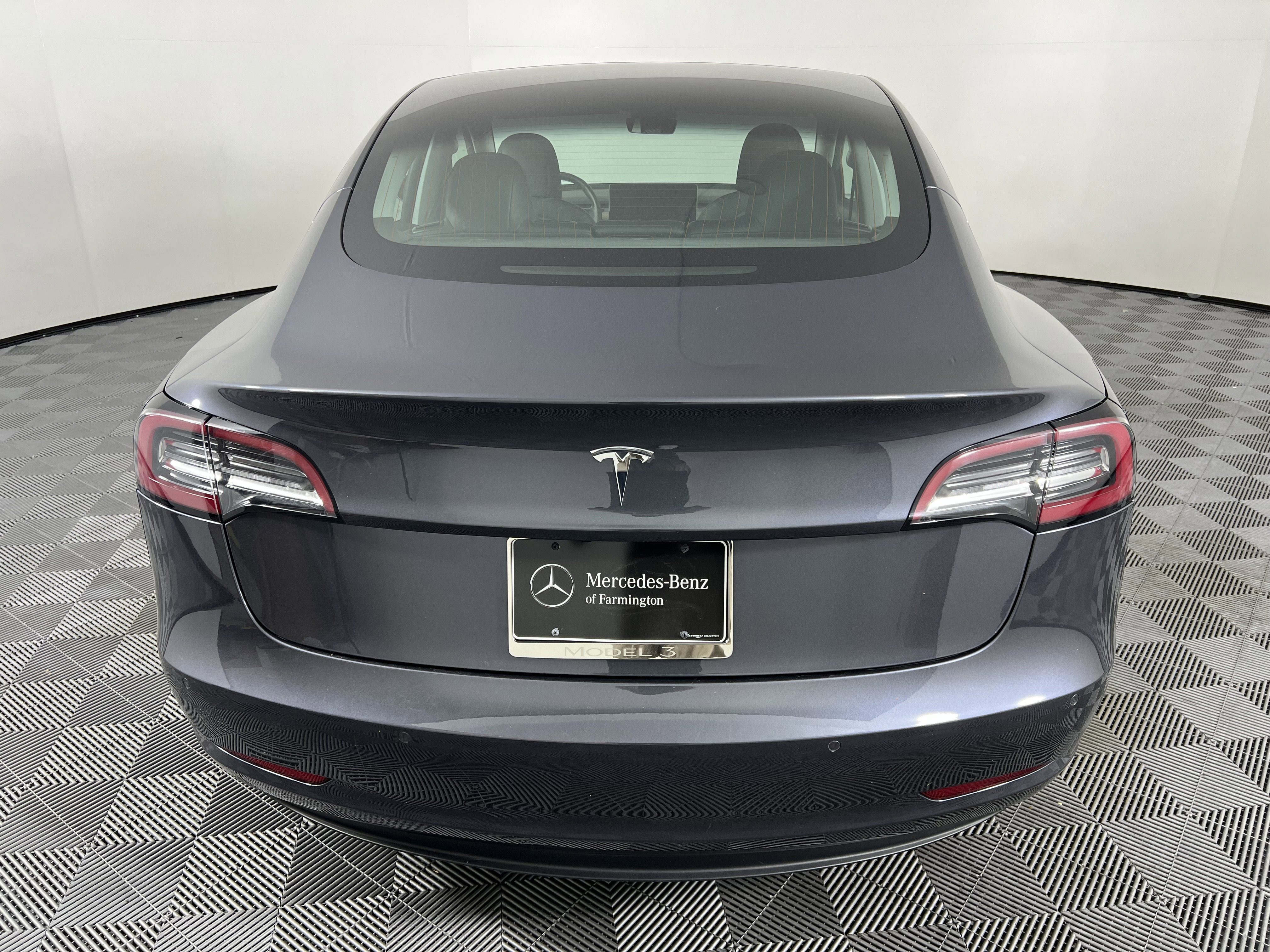 Used 2018 Tesla Model 3 Long Range RWD image 11