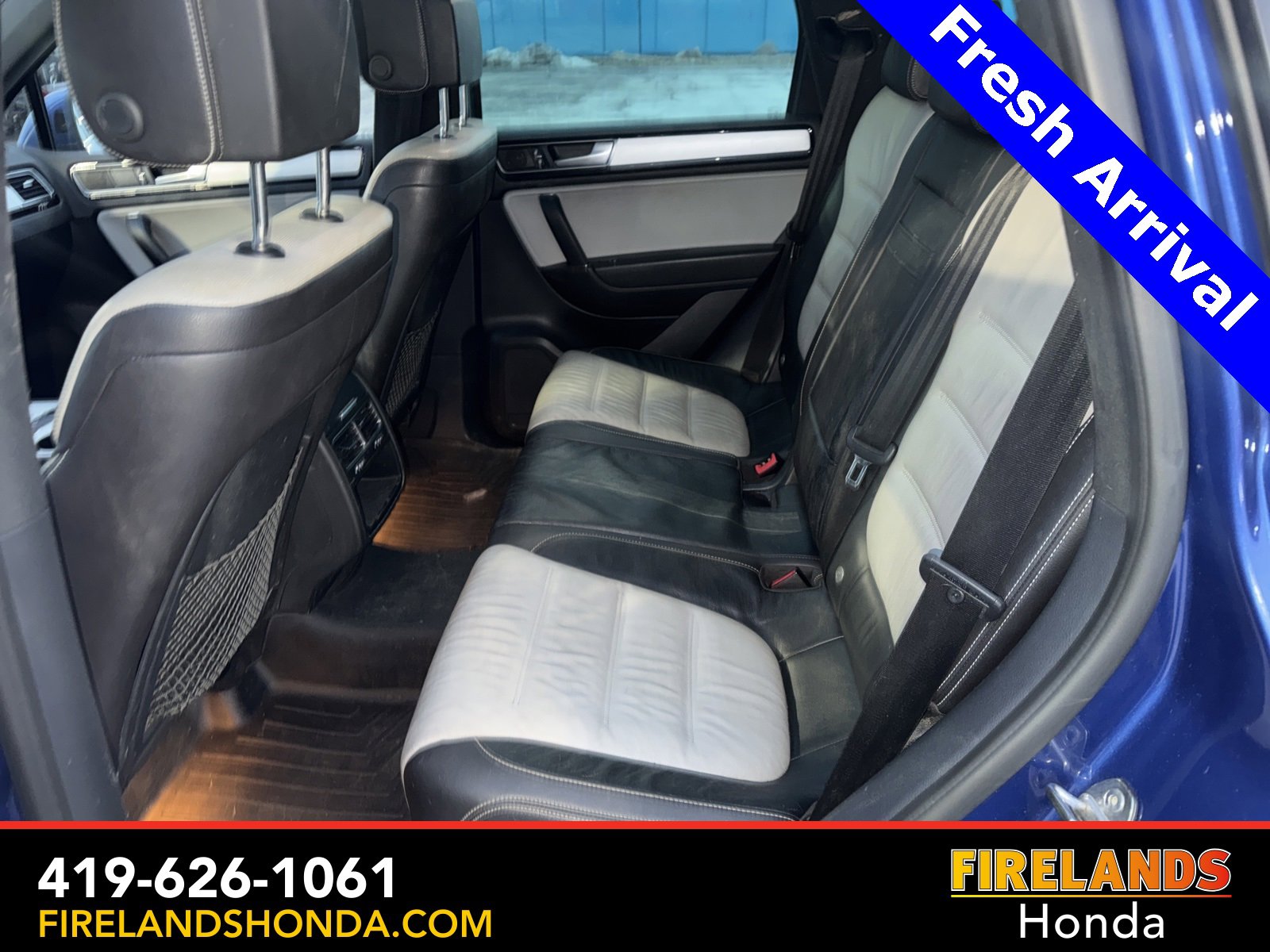 Used 2017 Volkswagen Touareg Wolfsburg Edition image 27