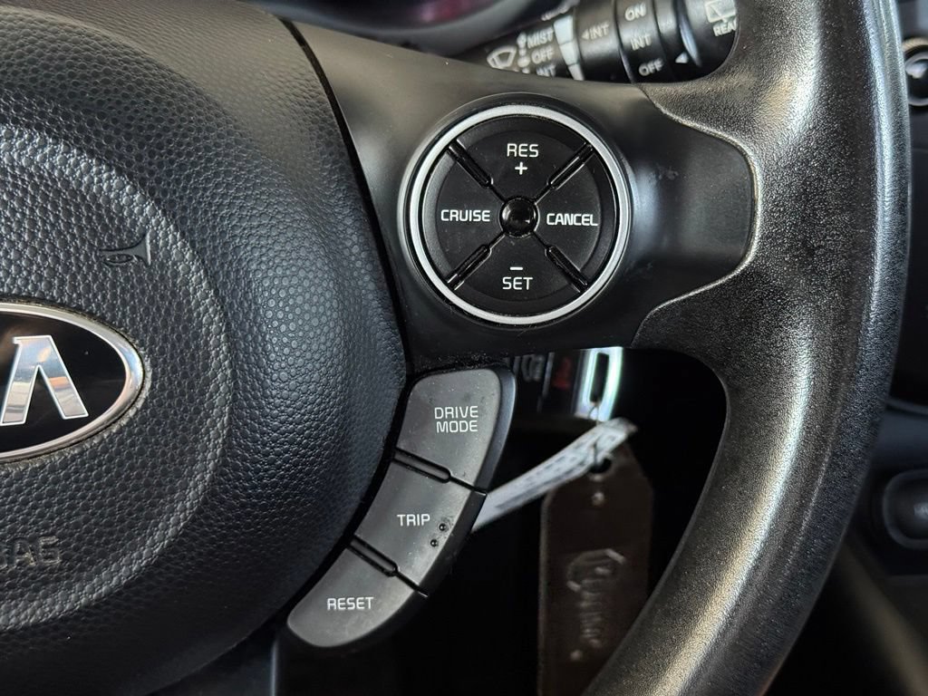 Used 2019 Kia Soul + FWD image 27