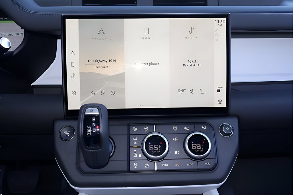 New 2026 Land Rover Defender 110 X-Dynamic SE AWD/4WD image 22