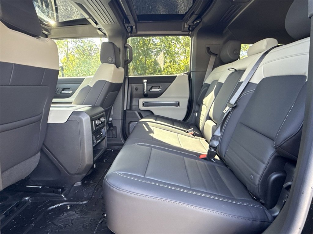 New 2026 GMC Hummer EV SUV image 24