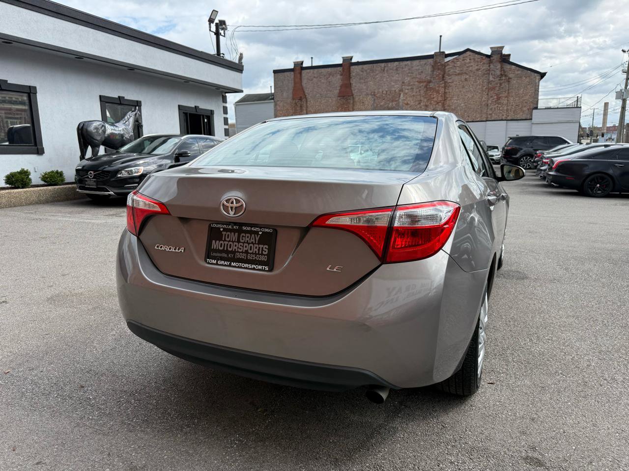 Used 2015 Toyota Corolla LE image 3