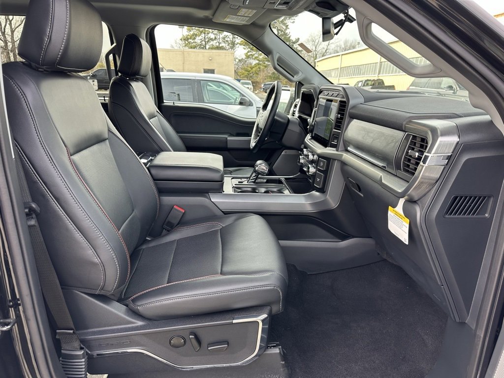 Used 2023 Ford F150 Lariat w/ Max Trailer Tow Package image 20