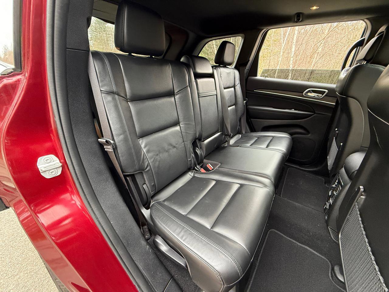 Used 2021 Jeep Grand Cherokee Limited image 31