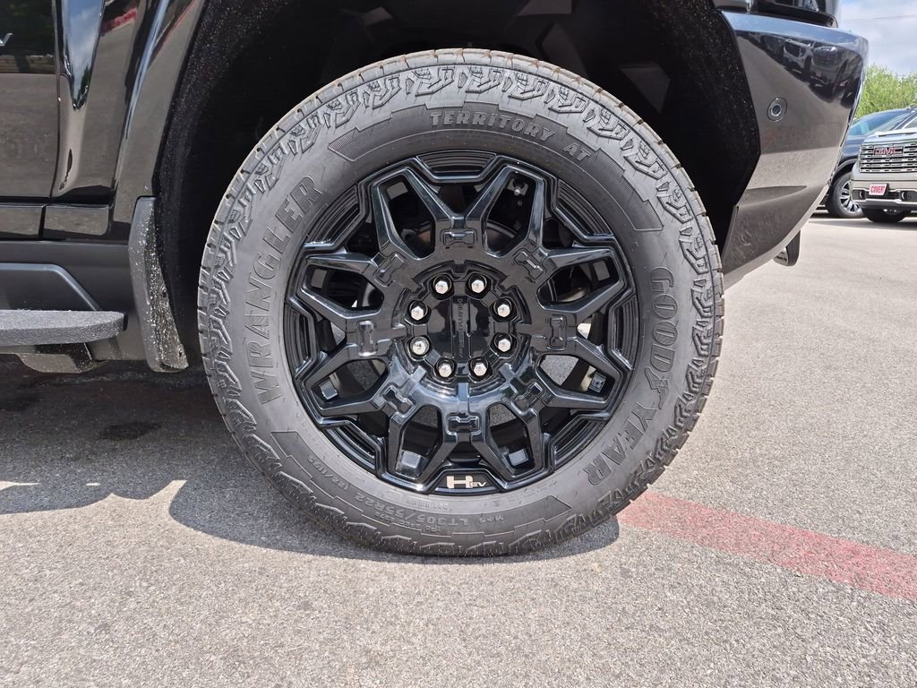 New 2026 GMC Hummer EV 4x4 Crew Cab w/ LPO, Dark Essentials Package image 14