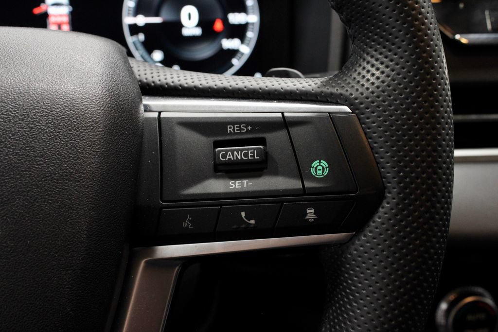 Used 2023 Mitsubishi Outlander SE AWD/4WD image 32