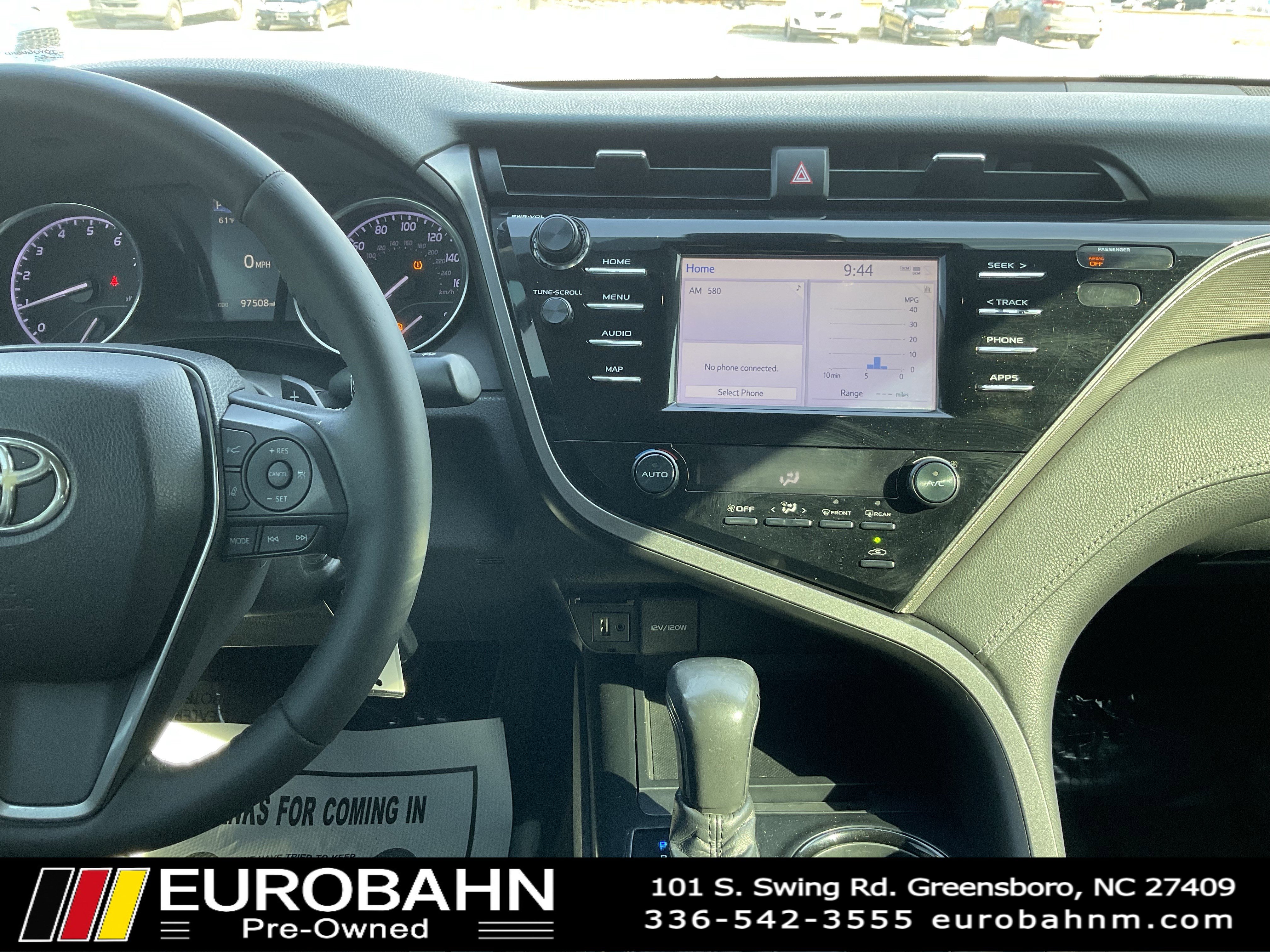 Used 2019 Toyota Camry SE image 15