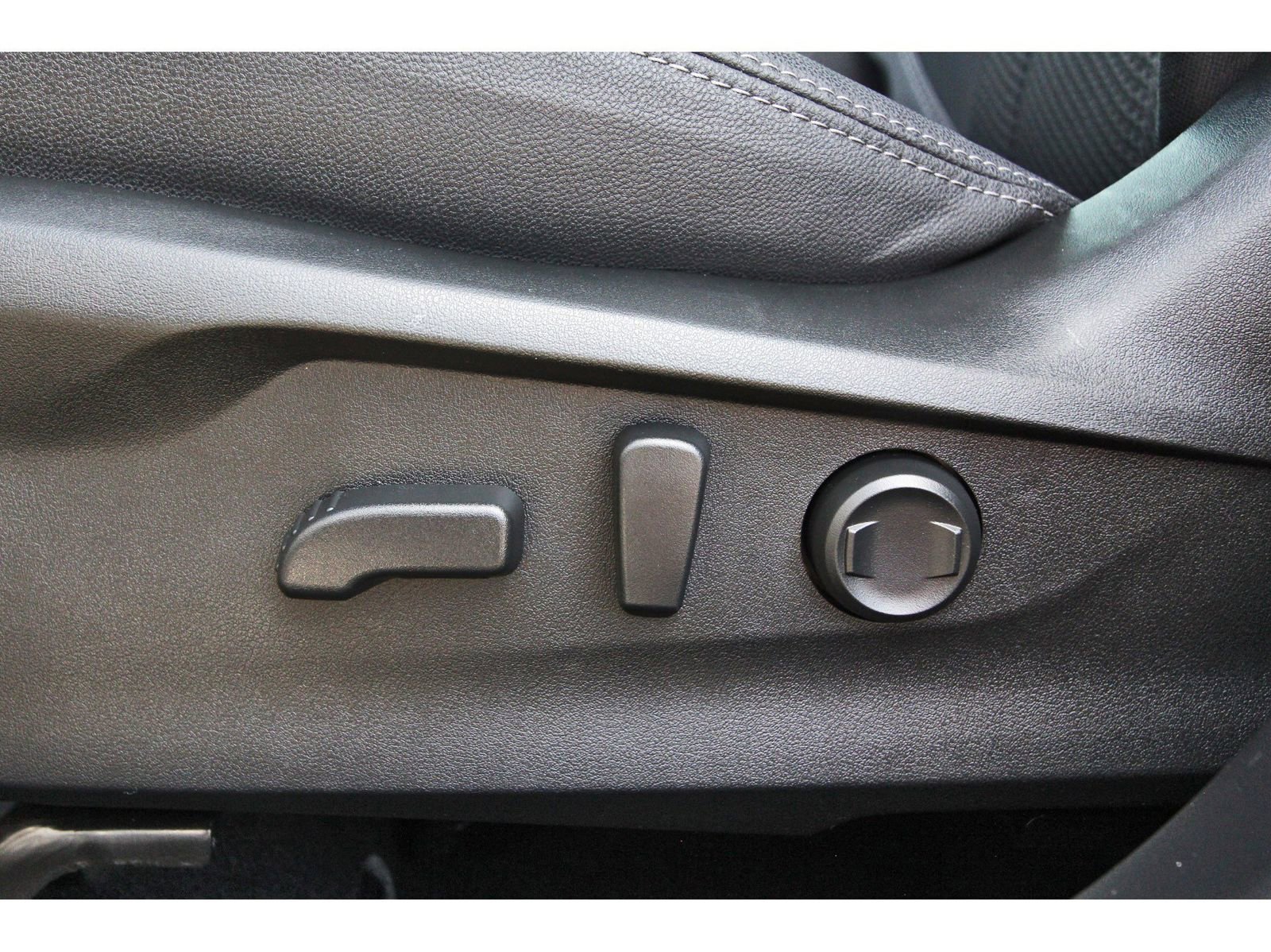 Certified 2024 Subaru Forester Premium image 30