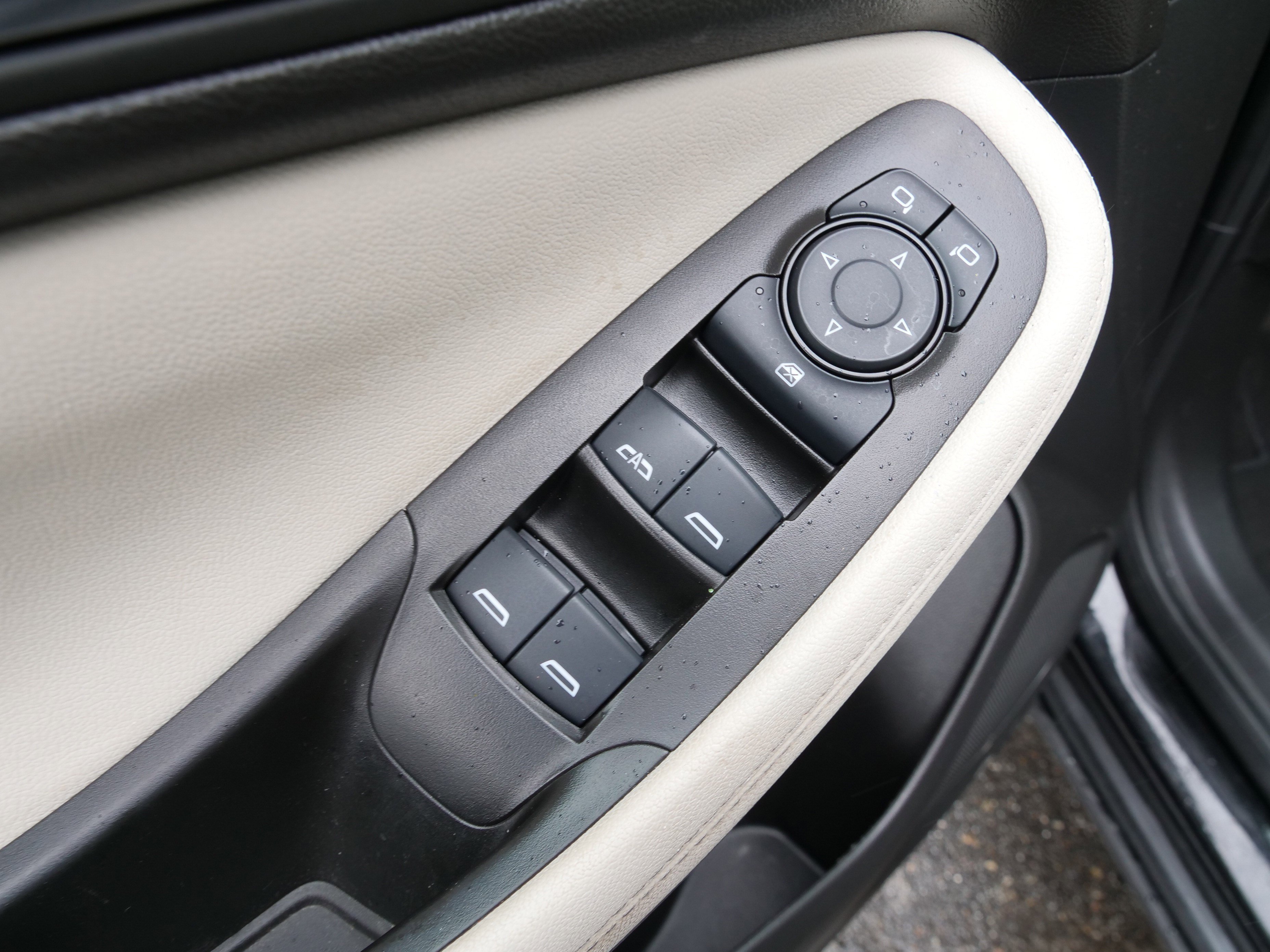 Used 2024 Buick Encore GX Preferred image 17