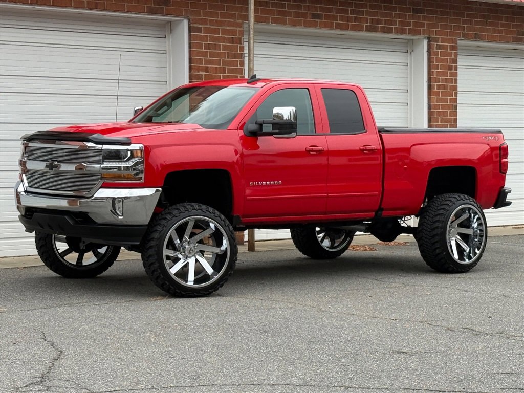 Used 2019 Chevrolet Silverado 1500 LT w/ All Star Edition image 8