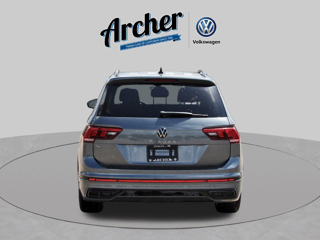 Used 2023 Volkswagen Tiguan SE R-Line FWD image 7