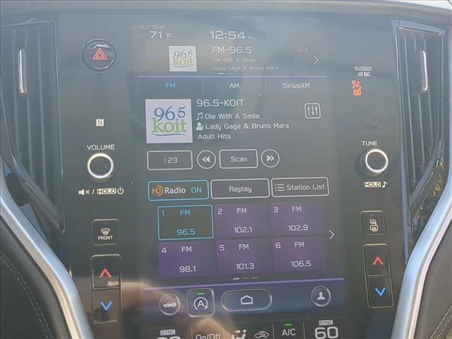 Used 2022 Subaru Outback Premium image 14