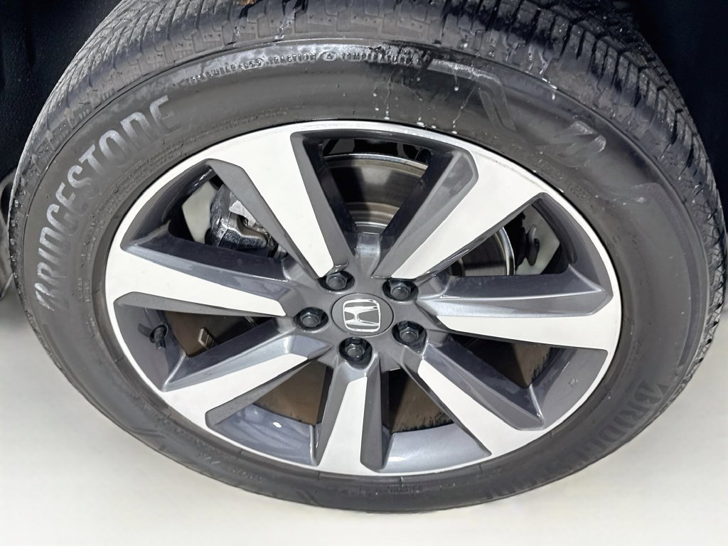 Certified 2025 Honda Pilot Elite image 45