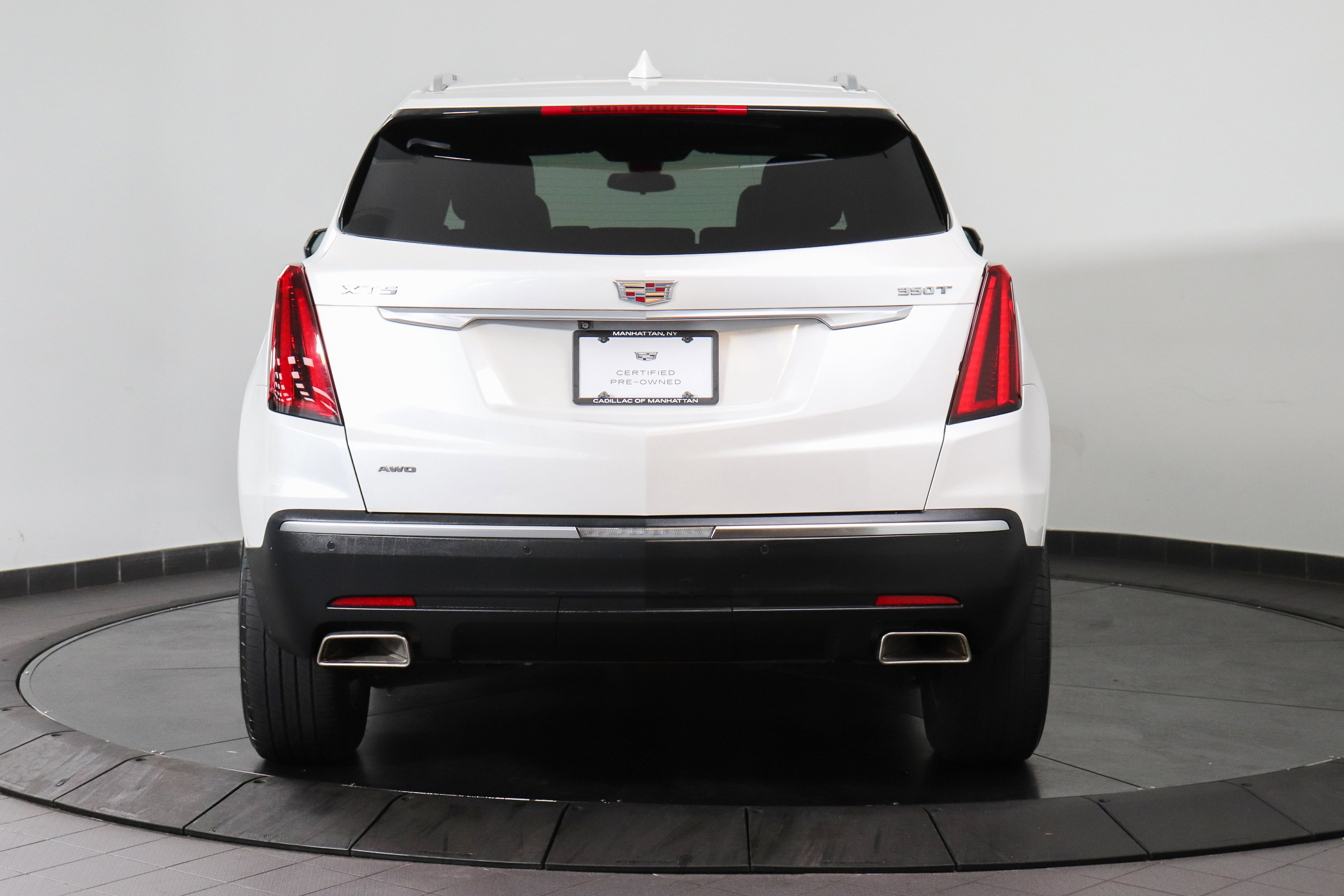 Used 2022 Cadillac XT5 Luxury AWD/4WD image 4