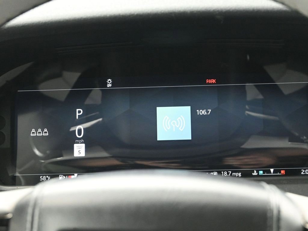 Used 2024 Land Rover Range Rover Velar S image 10