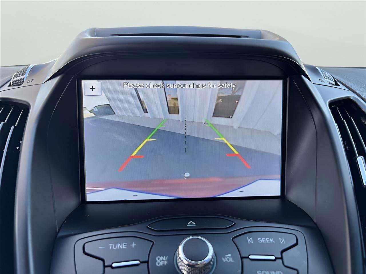 Used 2016 Ford Escape SE w/ Equipment Group 201A image 22