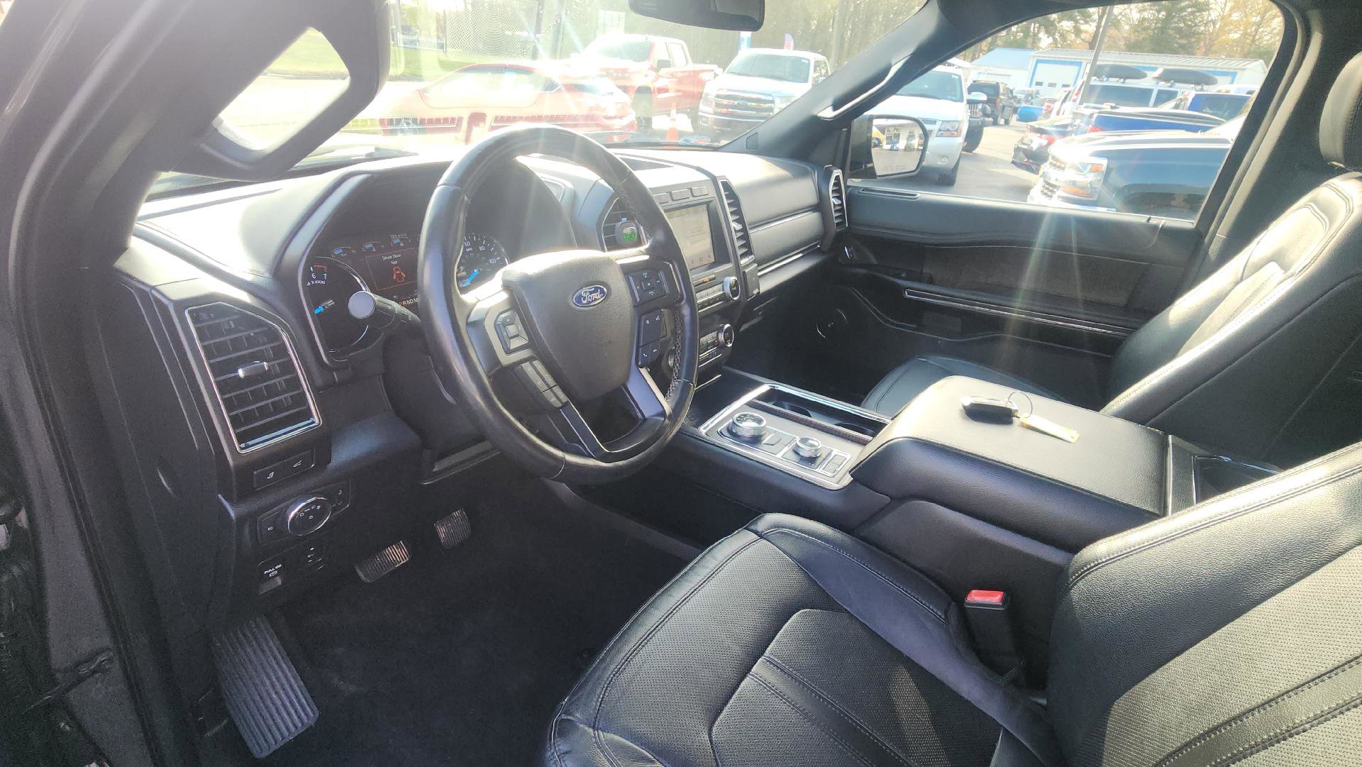 Used 2019 Ford Expedition Max Limited w/ Special Edition Package image 7