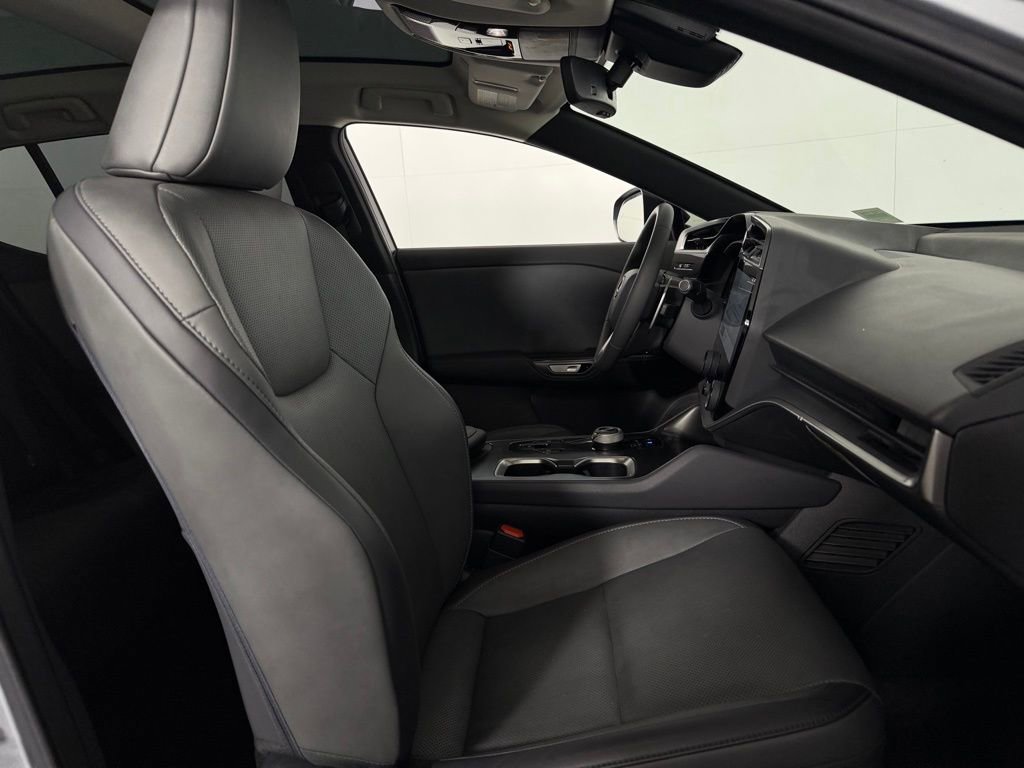 Used 2024 Lexus RZ 300e Premium image 32