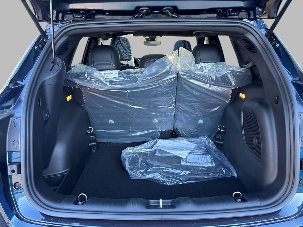 New 2026 Jeep Compass Limited w/ Sun, Sound & Navigation Group AWD/4WD image 4