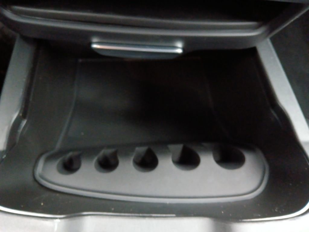 New 2026 Chrysler Voyager LX FWD image 30