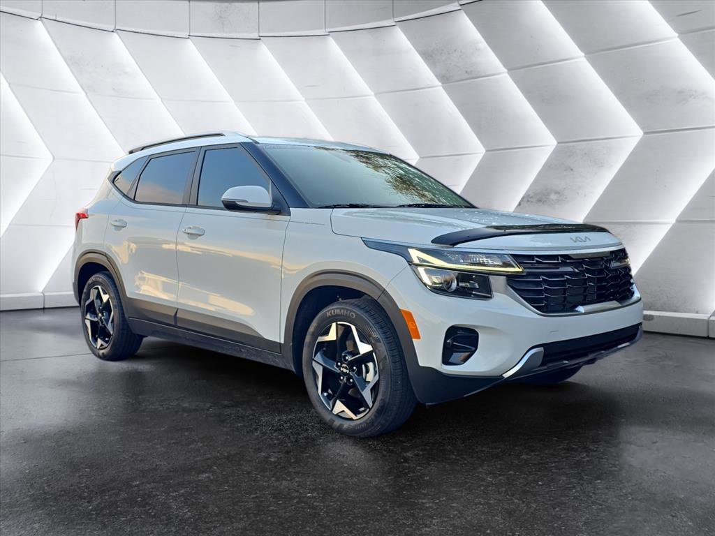 Used 2025 Kia Seltos S image 7