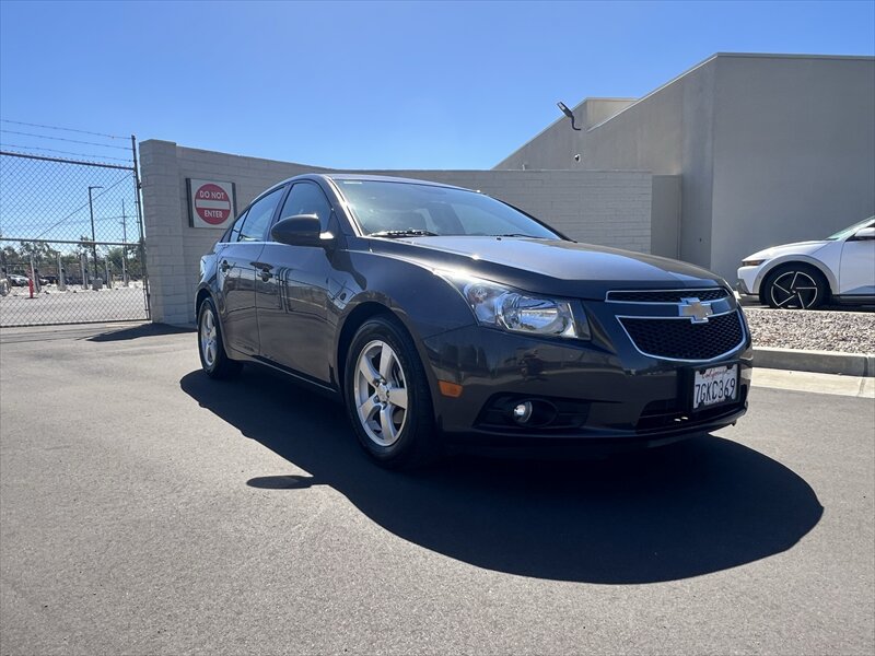 Used 2014 Chevrolet Cruze LT FWD image 12