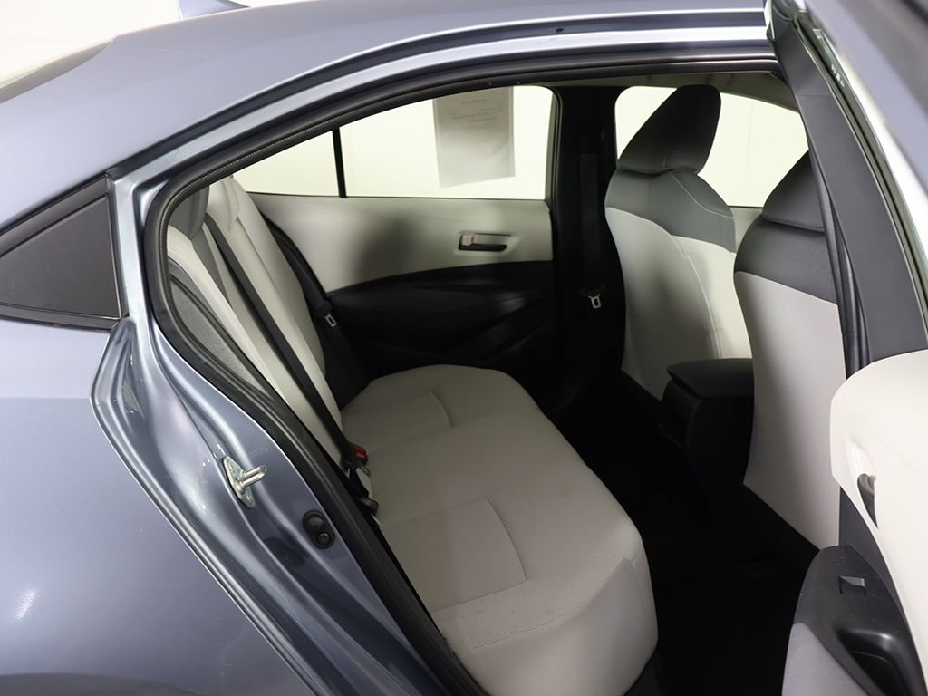 Used 2022 Toyota Corolla LE image 27