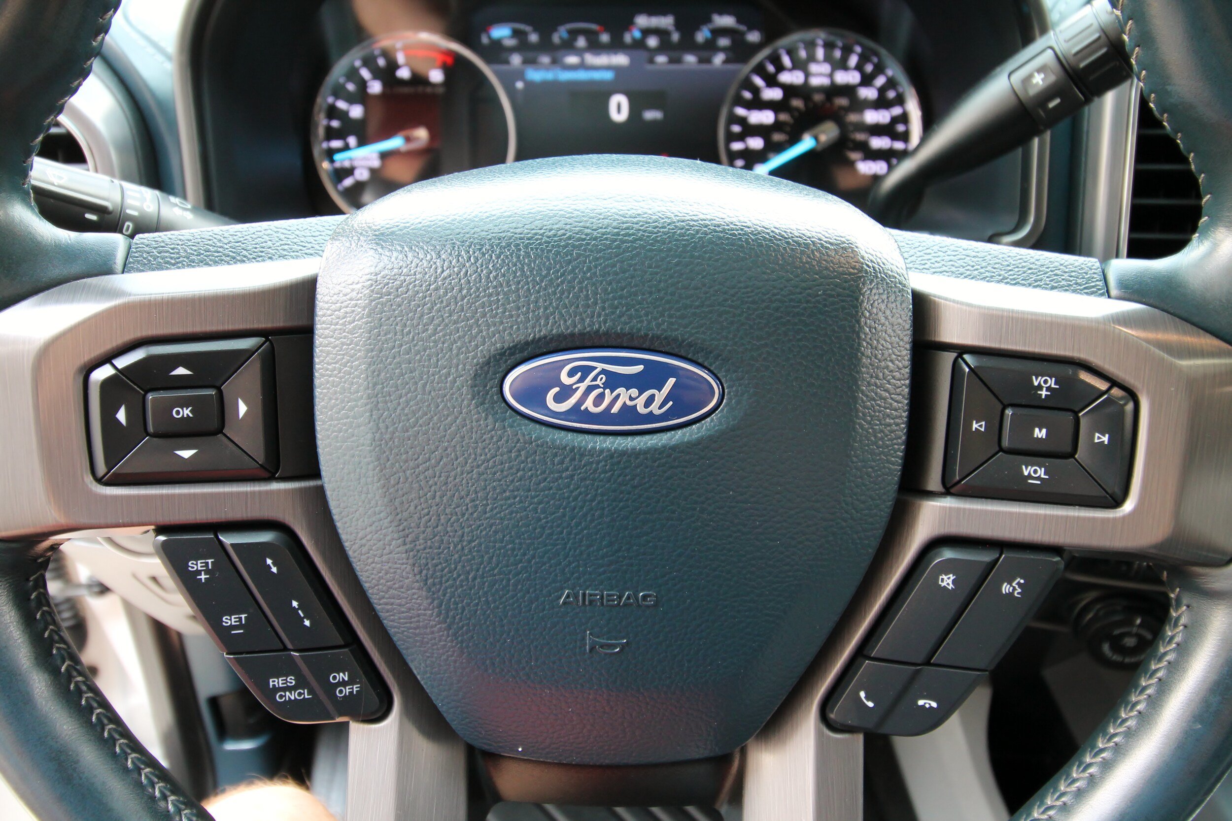 Used 2022 Ford F250 Limited AWD/4WD image 28
