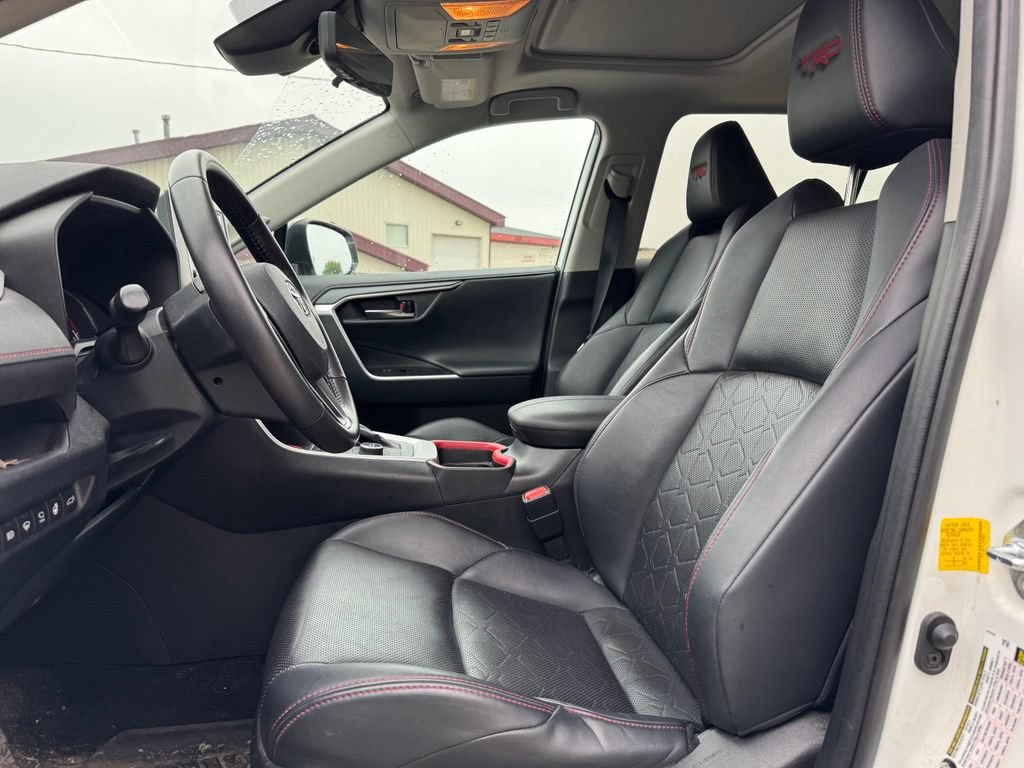 Used 2020 Toyota RAV4 TRD Off-Road AWD/4WD image 4