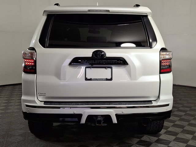 Used 2019 Toyota 4Runner Limited AWD/4WD image 8