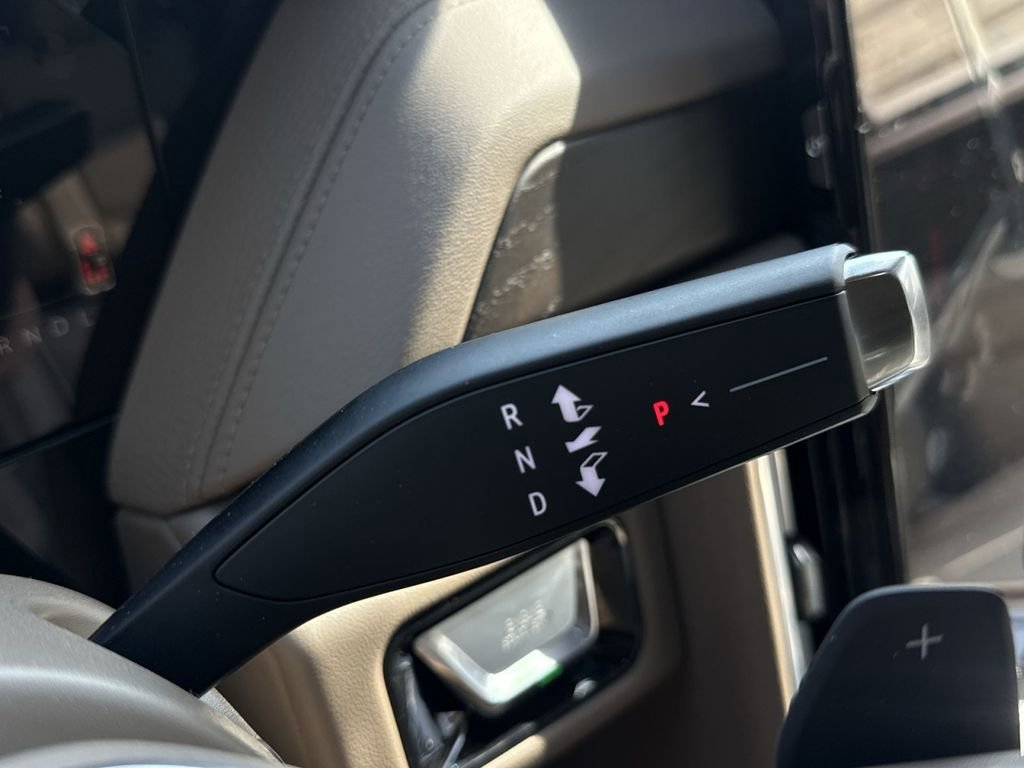 New 2026 GMC Yukon XL Denali w/ Sun & Power Step Package image 22