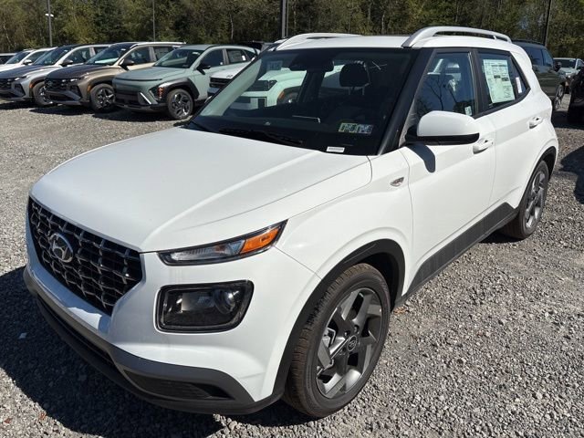 New 2025 Hyundai Venue SEL