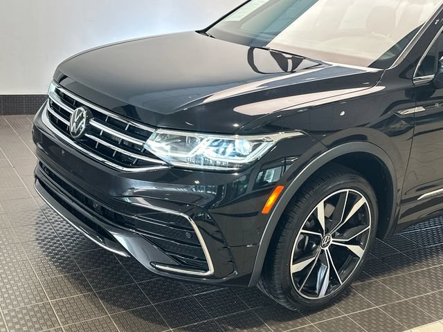 Used 2022 Volkswagen Tiguan SEL R-Line AWD/4WD image 7