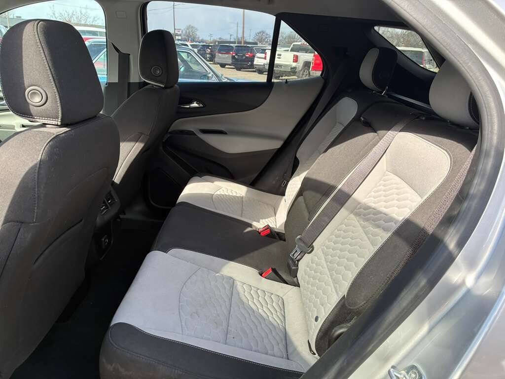 Used 2020 Chevrolet Equinox LT w/ LPO, Floor Liner Package image 14