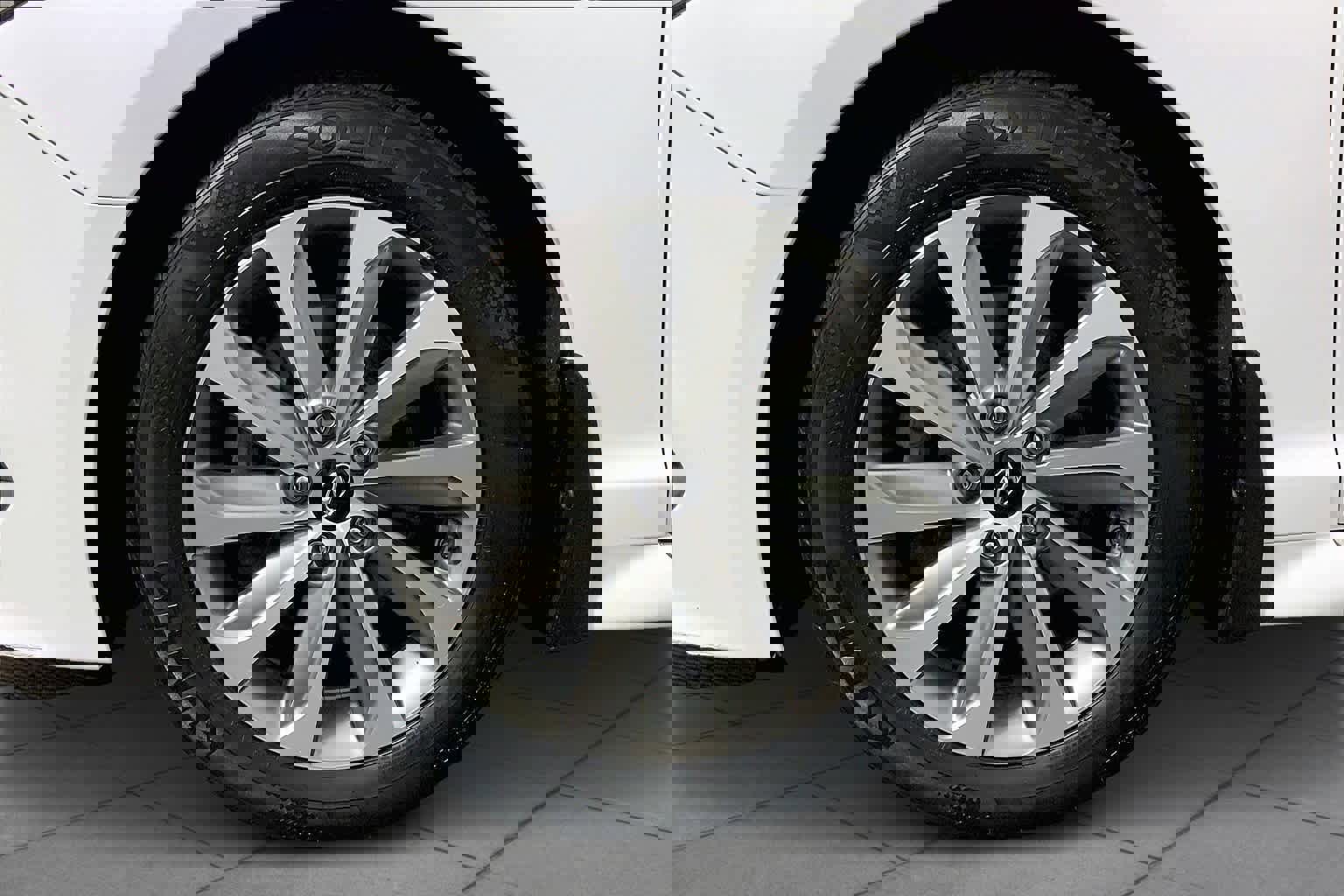 Used 2017 Hyundai Sonata Sport w/ Value Edition Package 02 image 11